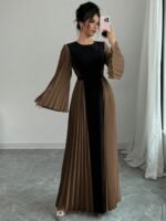 Robe Longue à Manches Évasées et Plissée – Image 2